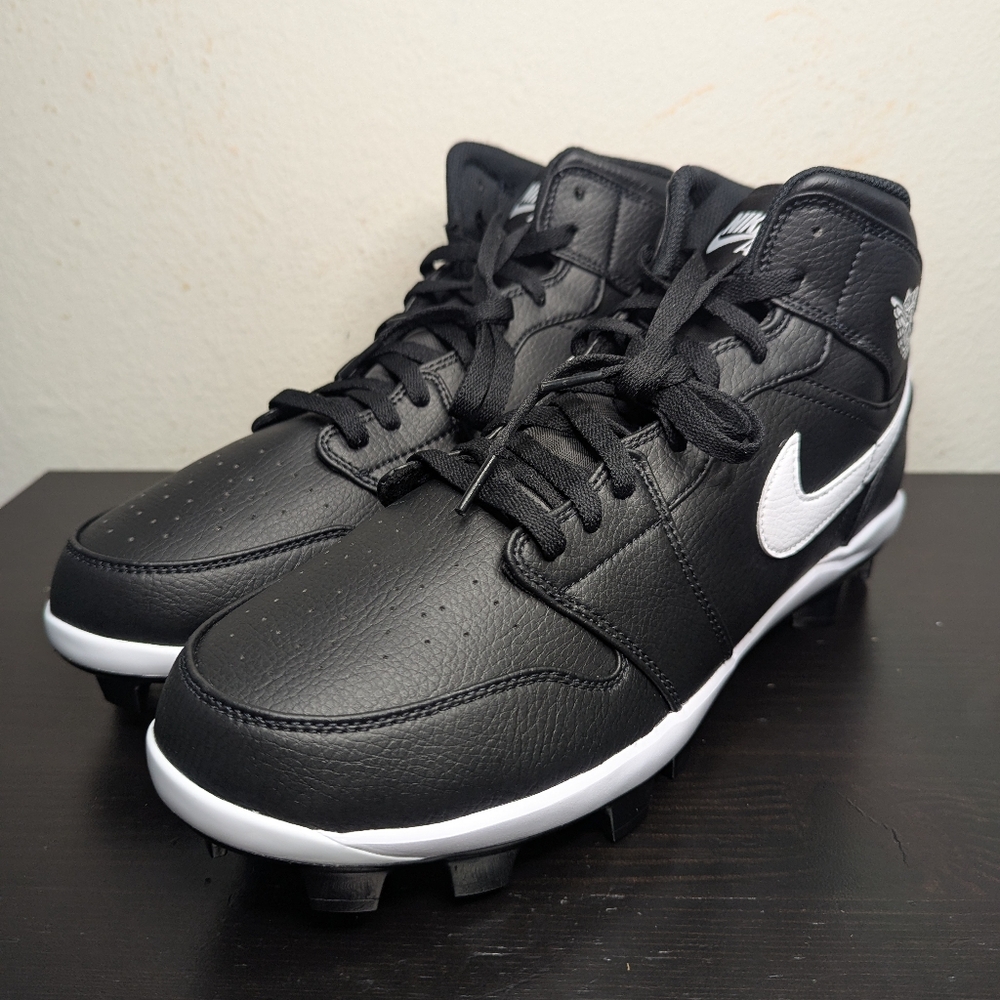 Nike Air Jordan 1 Retro MCS Baseball Cleats Black Molded AV5354-011 Men’s
